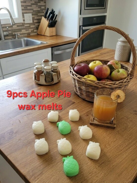 Sunnyfashions Other - 🍎BUY NOW Apple Pie Scented Wax Melts - 9pcs